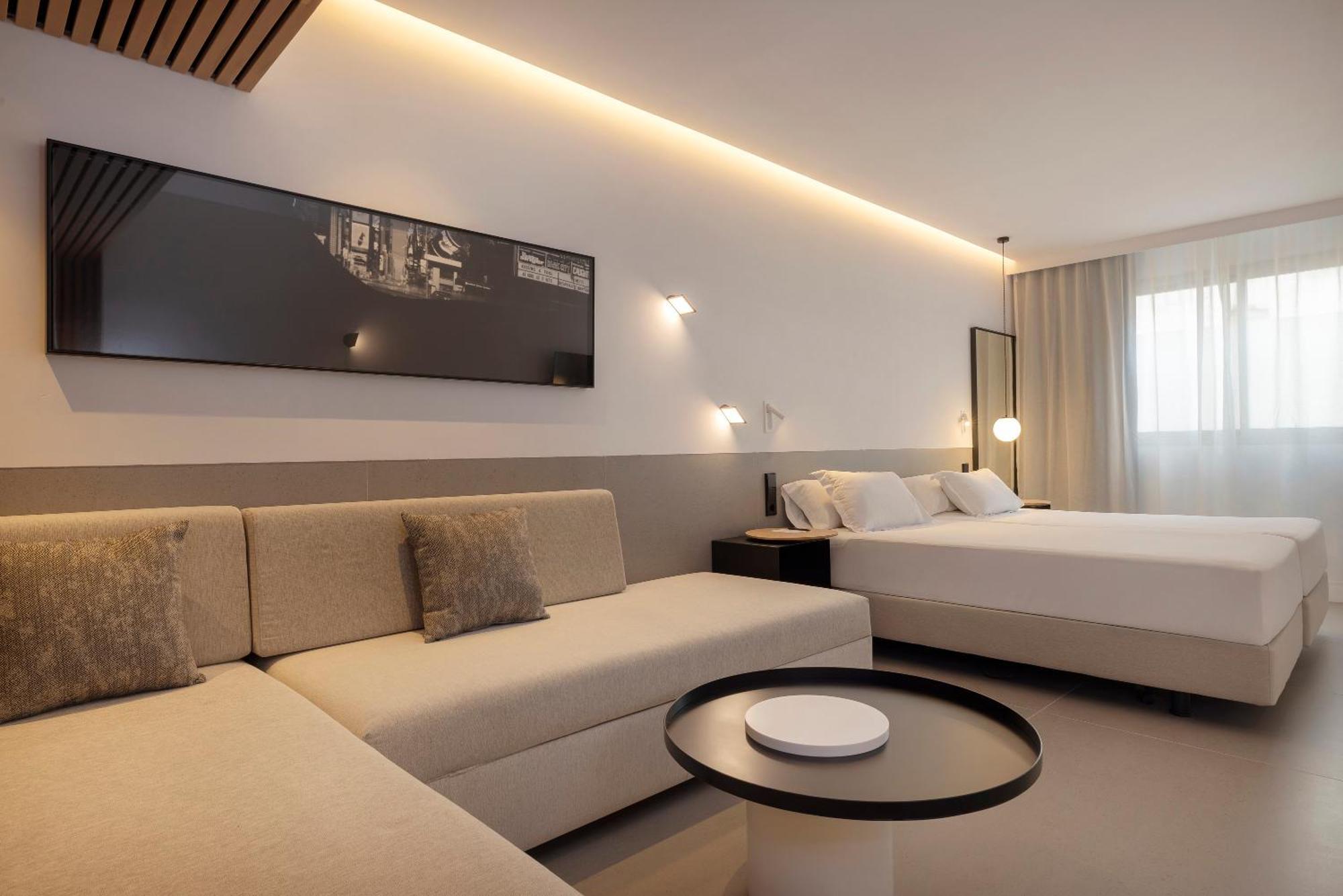 Hm Jaime Iii Hotel 4*