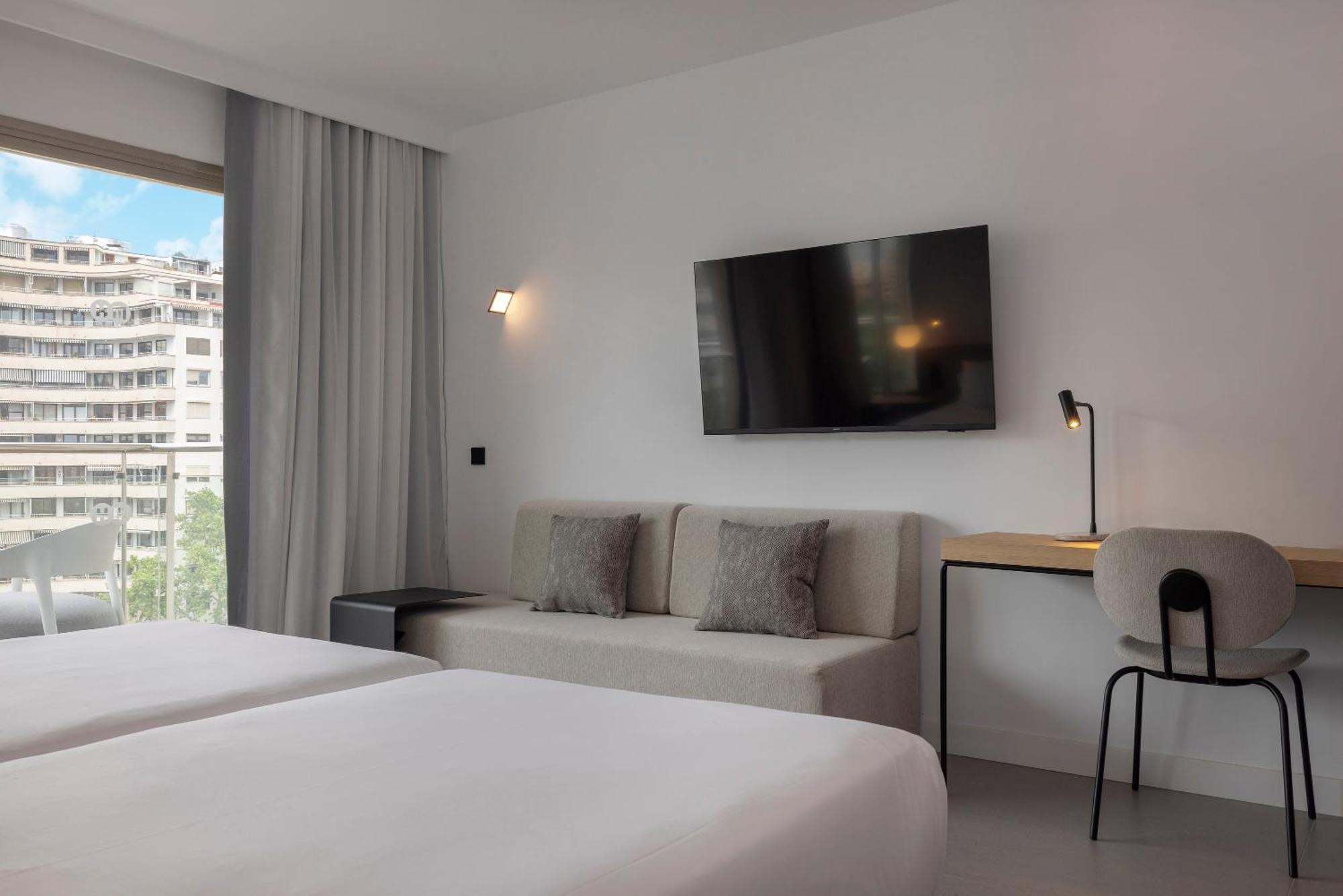 Hm Jaime Iii Hotel